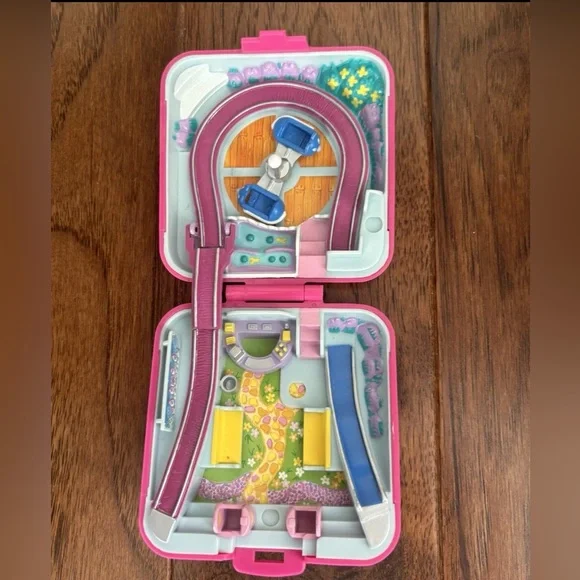 Polly Pocket 1989 Vintage Bluebird Toys Complete - Polly’s Funfair - Picture 1 of 5